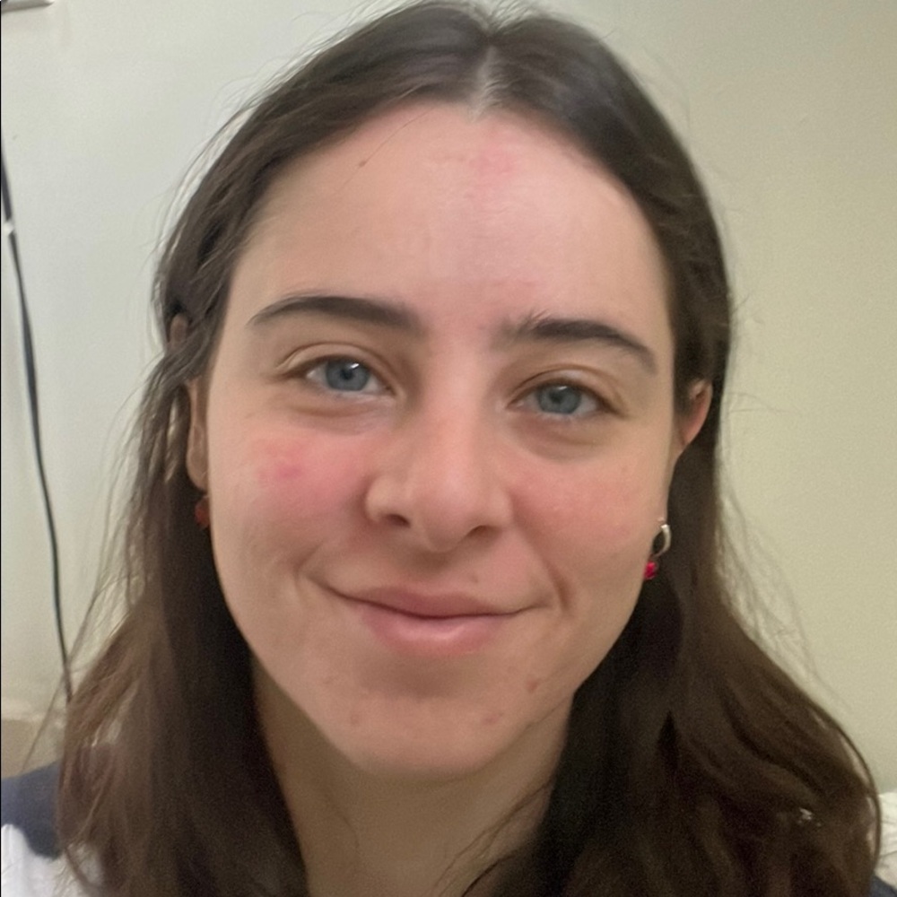 Meet your Posher, Cecilia